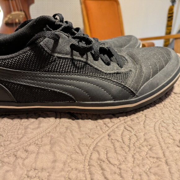 Puma Men's Astro Sala shoes black on black sneakers size 10.5M - Picture 1 of 4